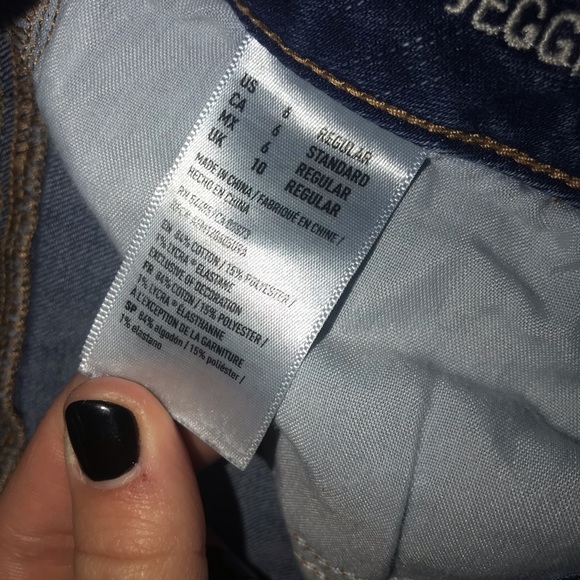 American Eagle jeans - Picture 2 of 2